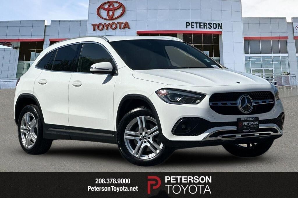 2021 MERCEDES-BENZ GLA-Class