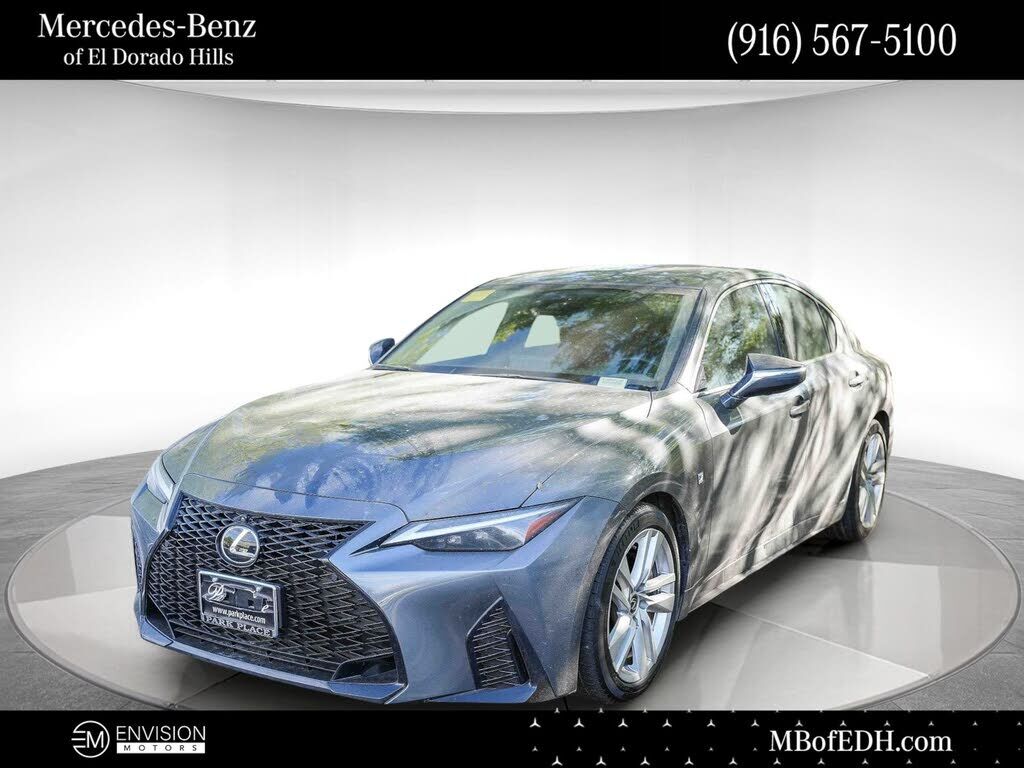 2023 LEXUS IS