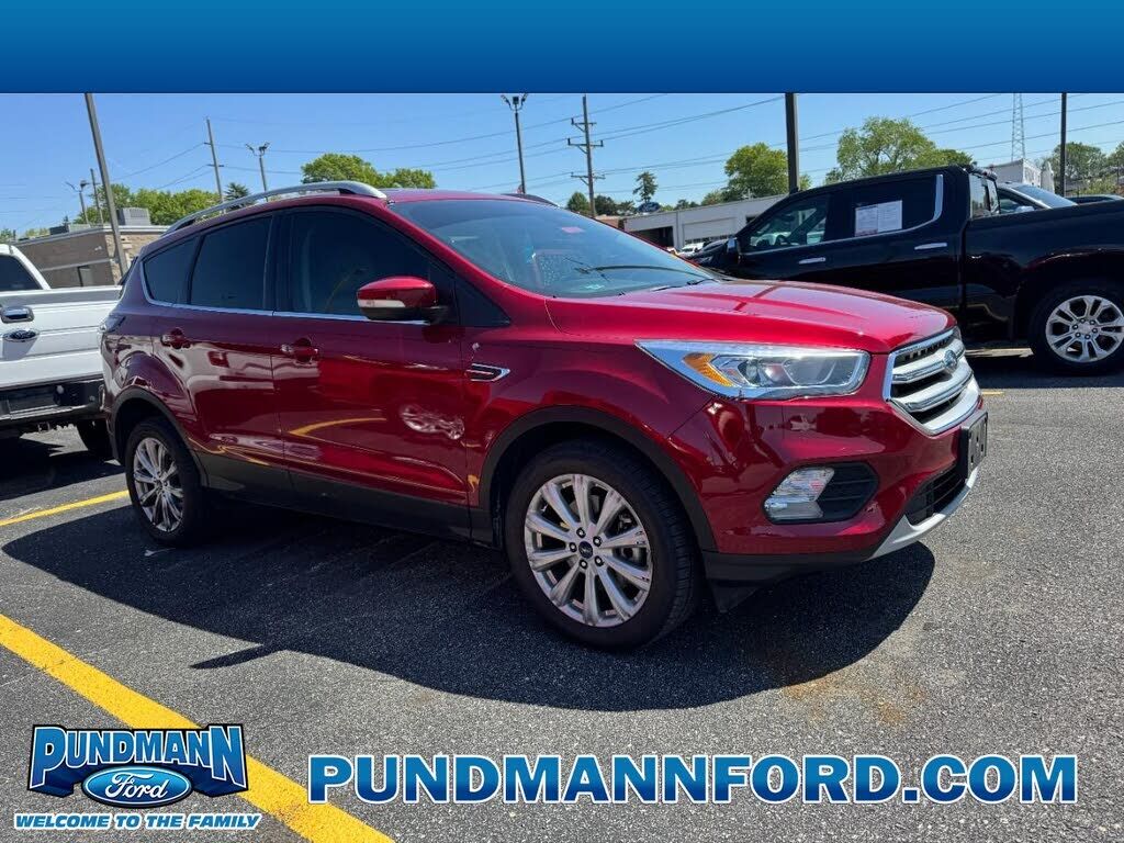 2017 FORD Escape