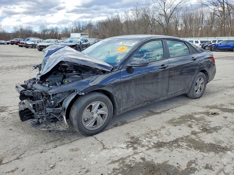 2024 HYUNDAI Elantra