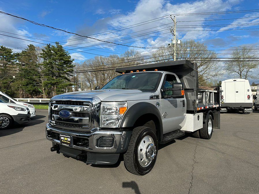 2011 FORD F-550