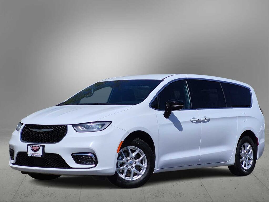 2024 CHRYSLER Pacifica