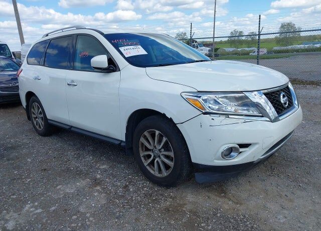 2015 NISSAN Pathfinder