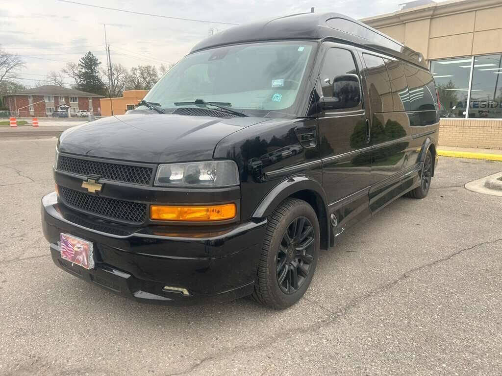 2019 CHEVROLET Express