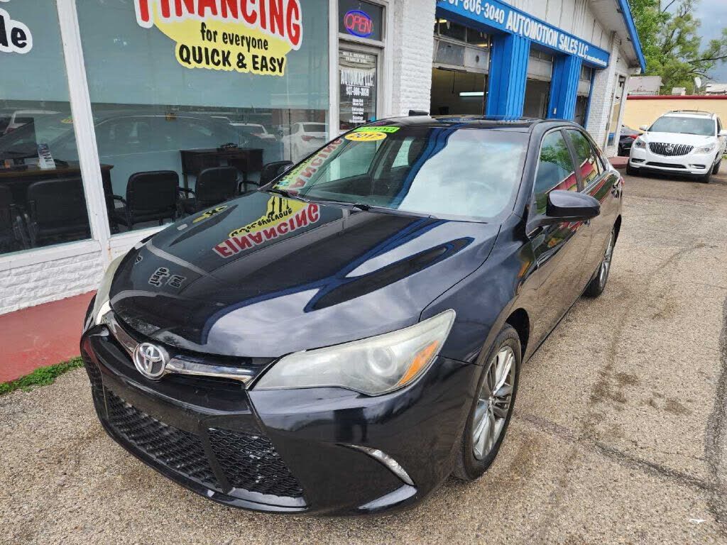 2017 TOYOTA Camry