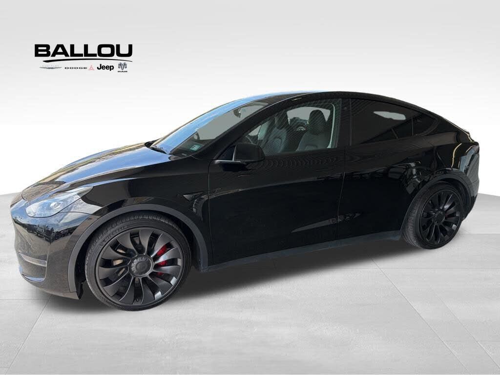 2022 TESLA Model Y