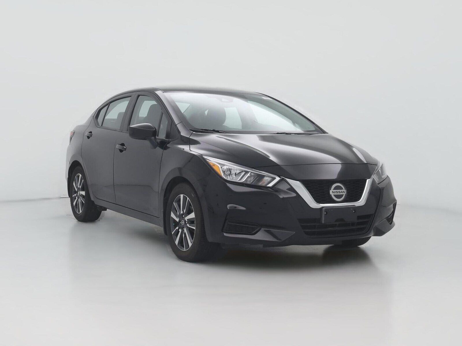 2022 NISSAN Versa
