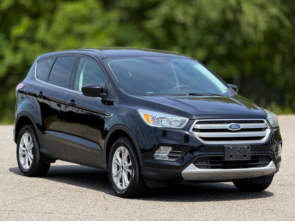 2017 FORD Escape