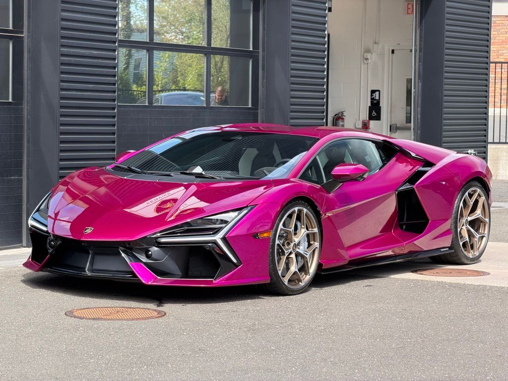 2026 LAMBORGHINI Revuelto