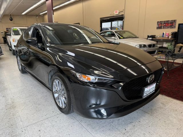 2022 MAZDA Mazda3