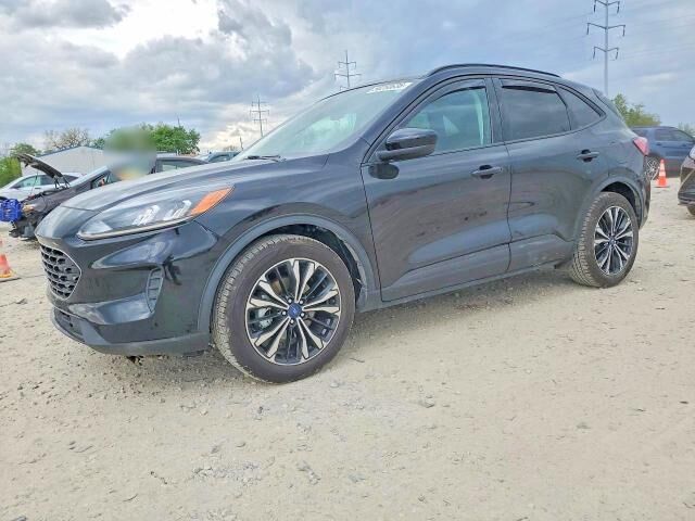 2021 FORD Escape