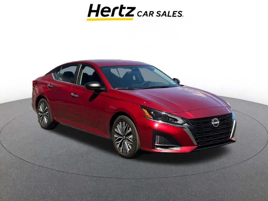 2025 NISSAN Altima