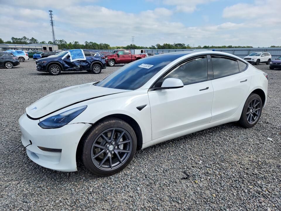 2021 TESLA Model 3