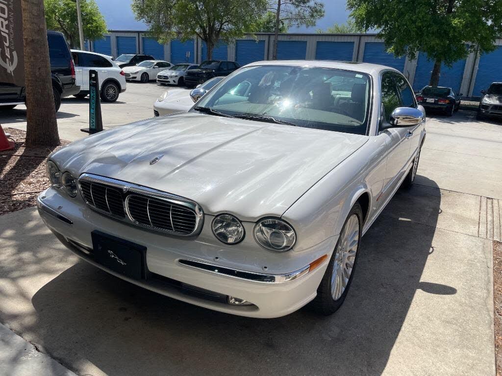 2005 JAGUAR XJ