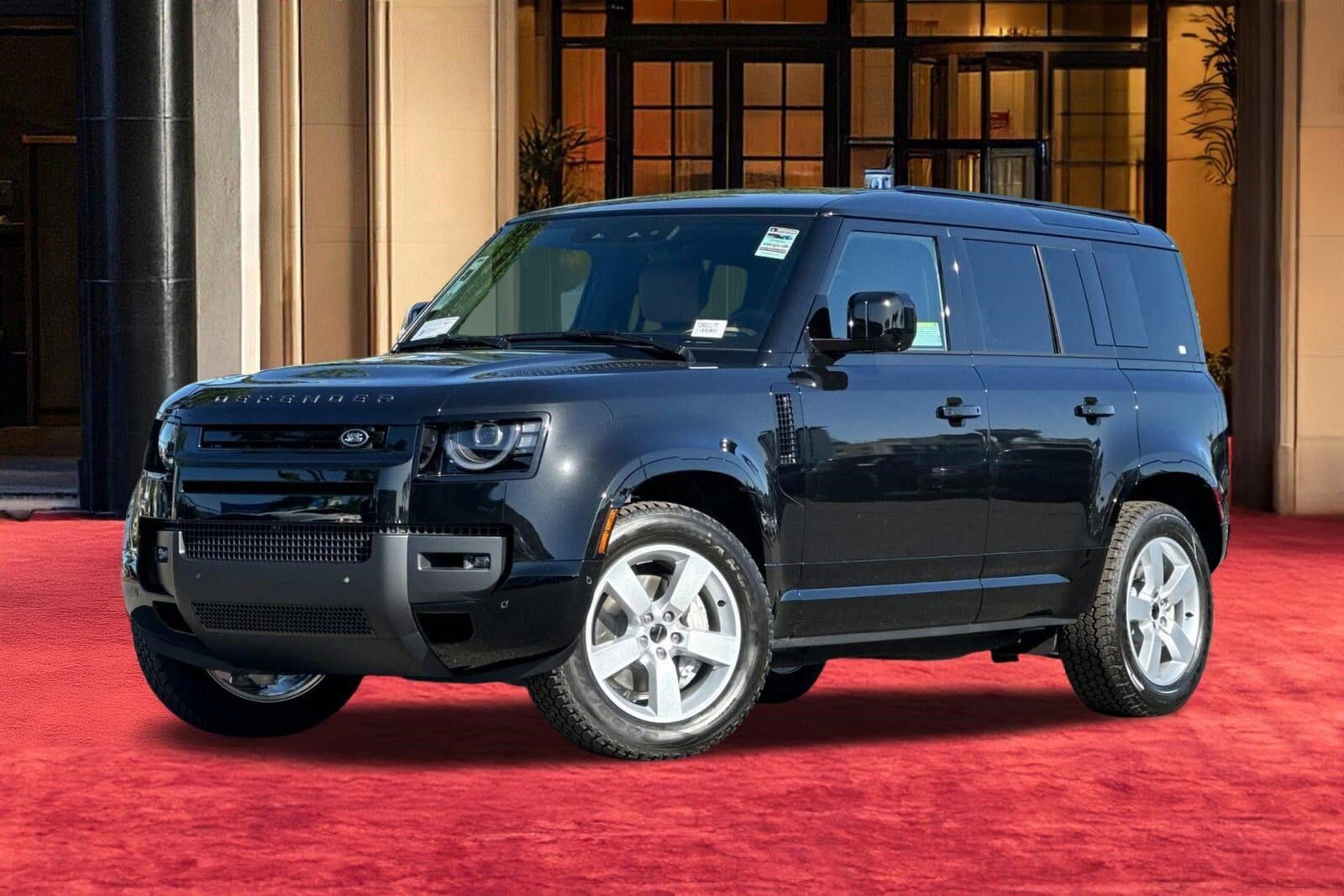 2026 LAND ROVER Defender