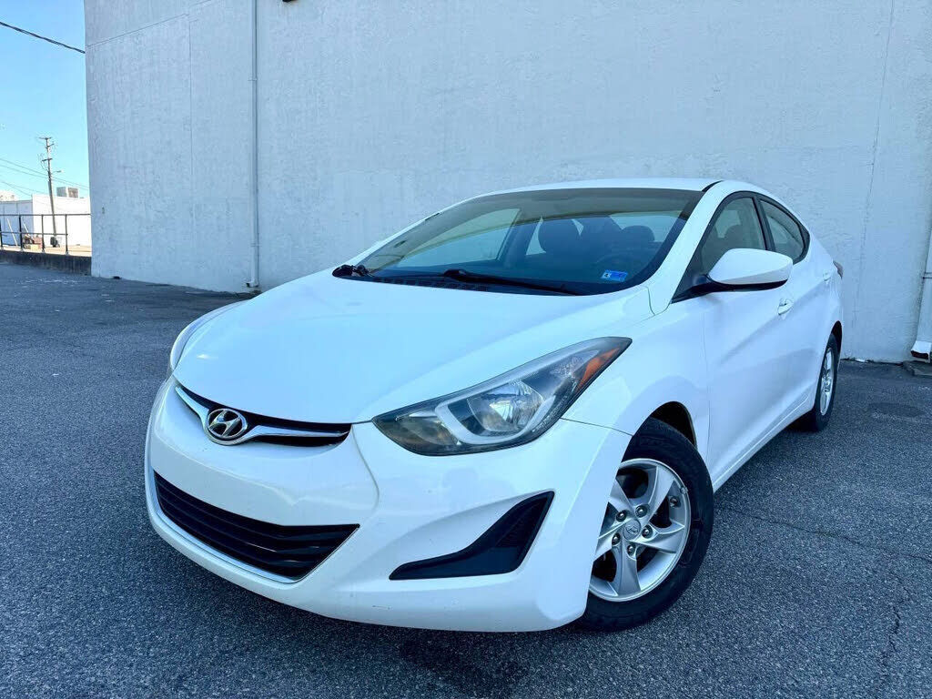 2015 HYUNDAI Elantra