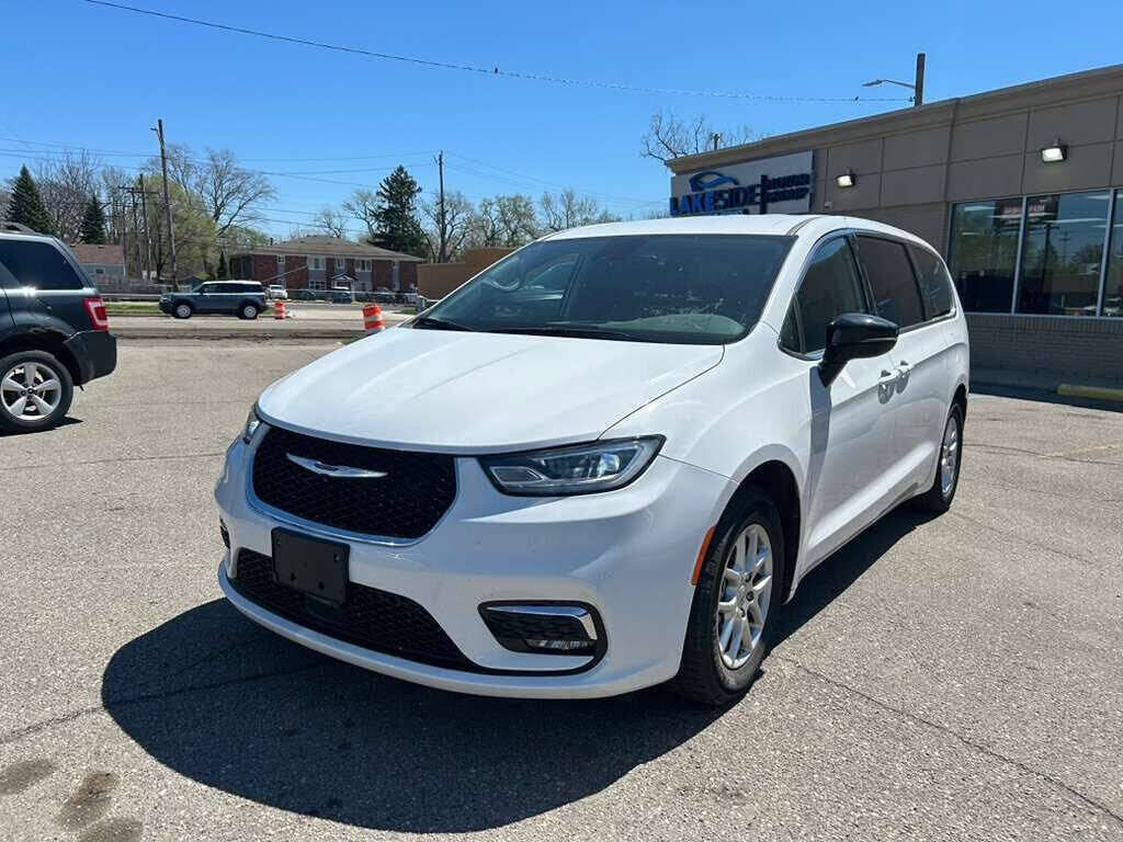 2024 CHRYSLER Pacifica