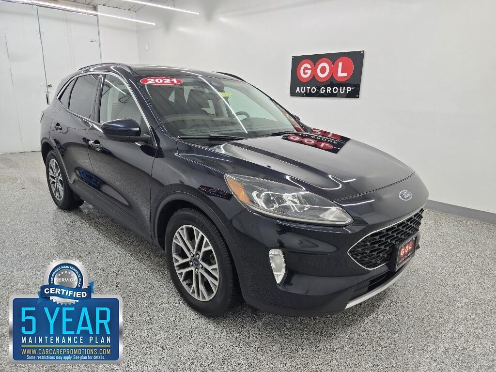 2021 FORD Escape