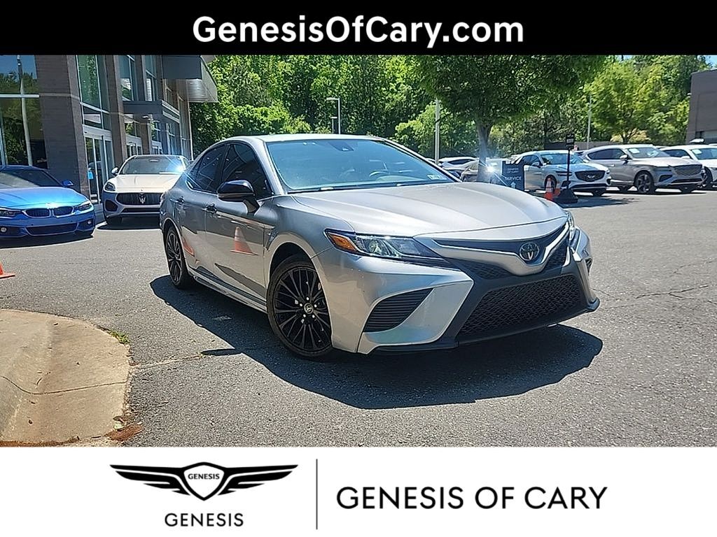 2020 TOYOTA Camry