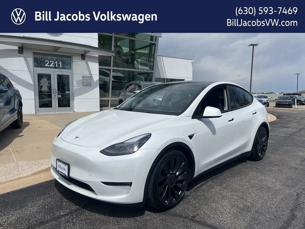 2023 TESLA Model Y
