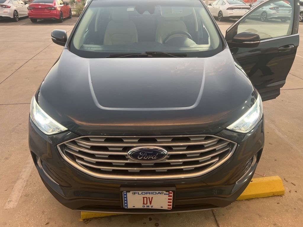 2019 FORD Edge