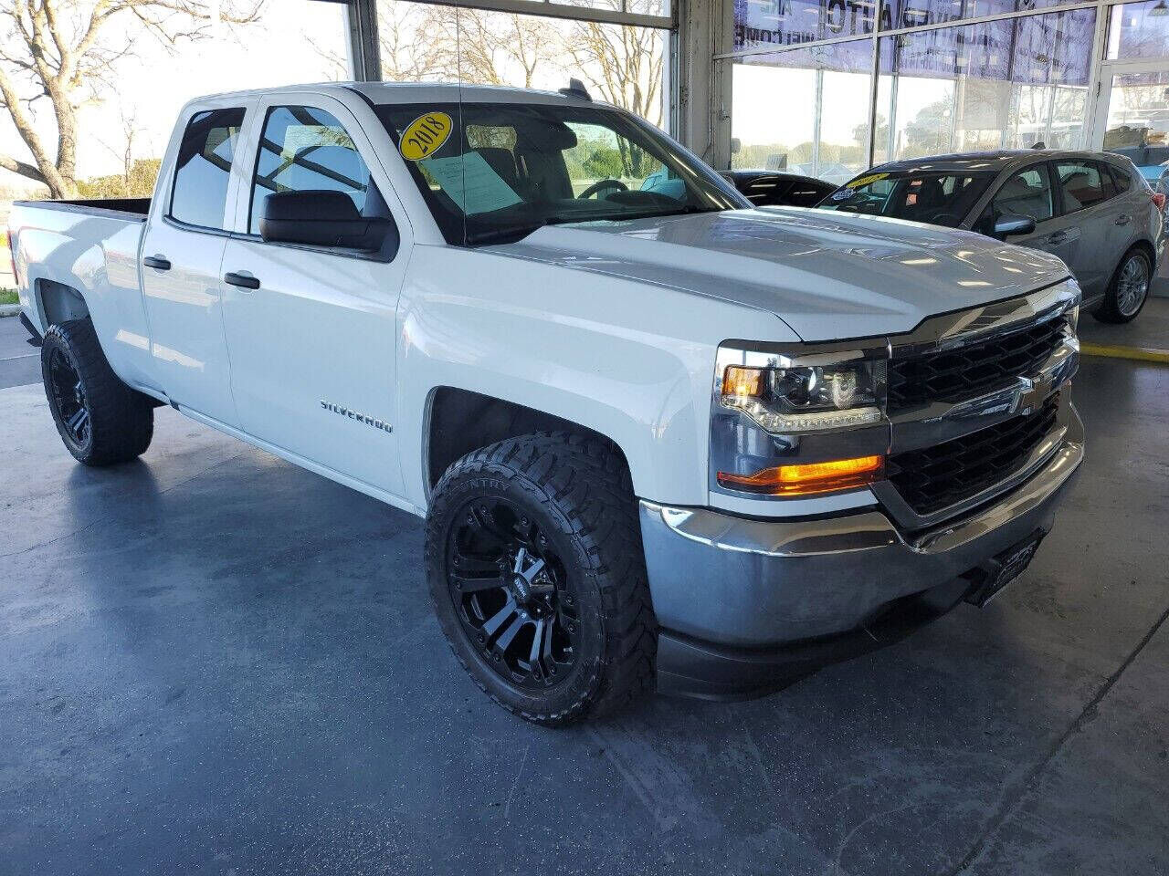 2018 CHEVROLET Silverado
