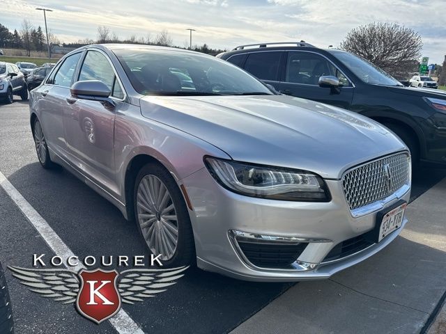 2017 LINCOLN MKZ