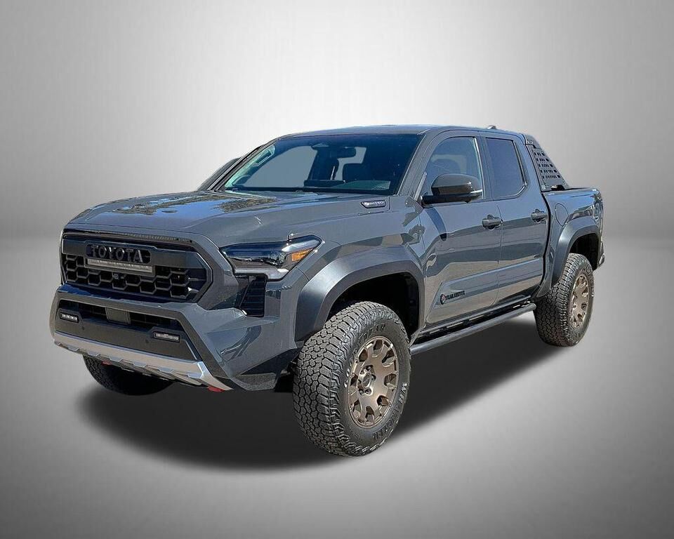 2025 TOYOTA Tacoma
