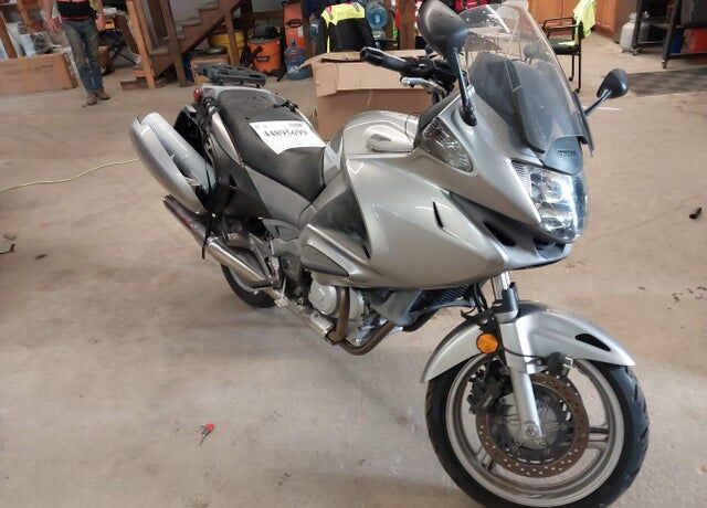 Honda NT700VA/NT700V