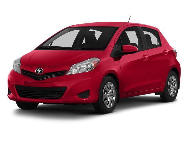 2014 TOYOTA Yaris