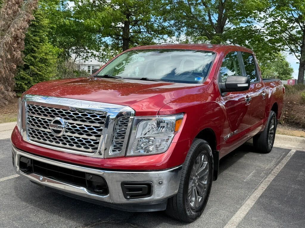 2019 NISSAN Titan