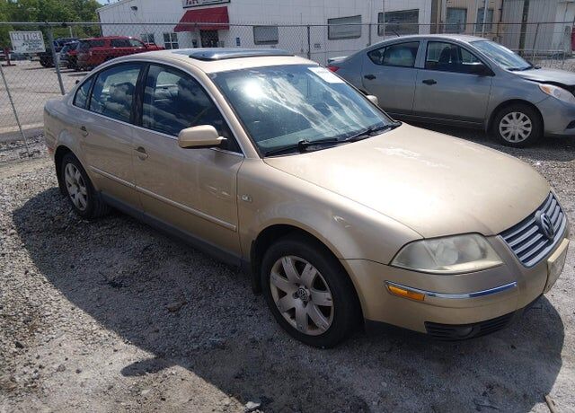 2003 VOLKSWAGEN Passat