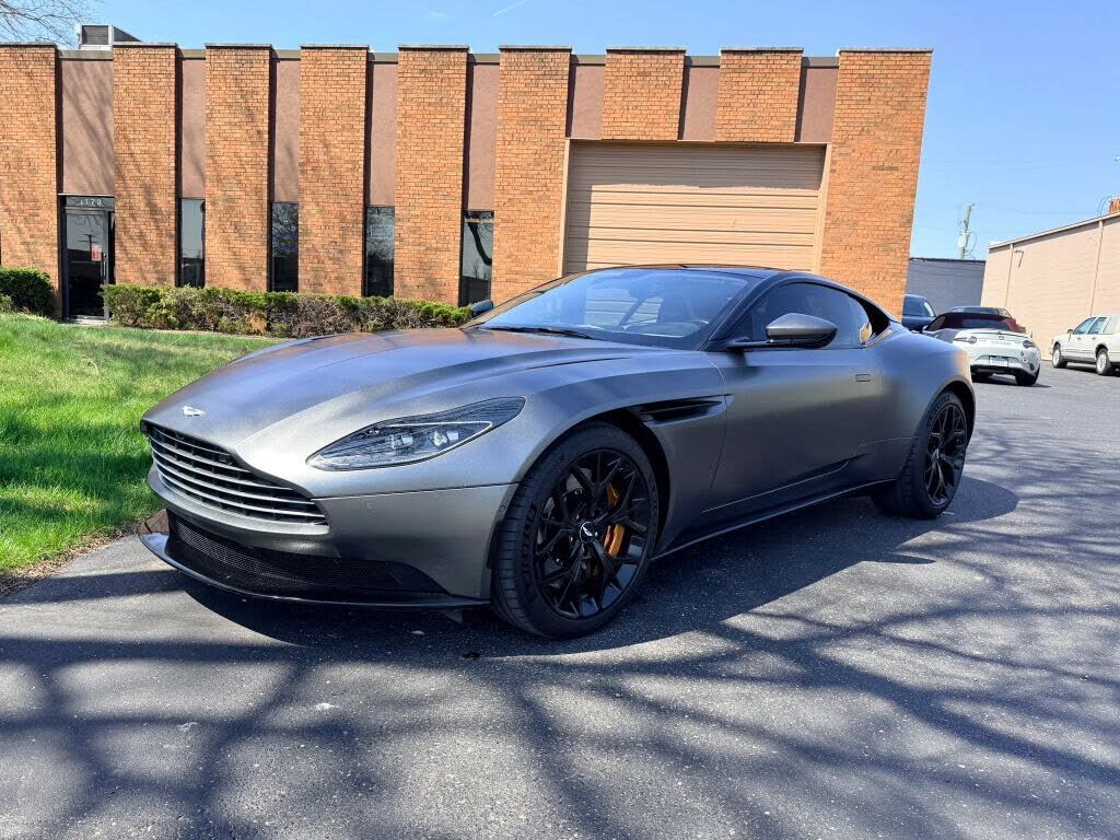 2019 ASTON MARTIN DB11