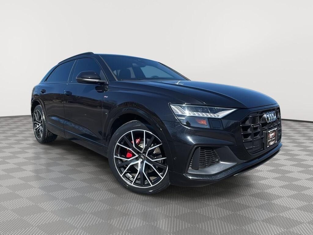 2019 AUDI Q8