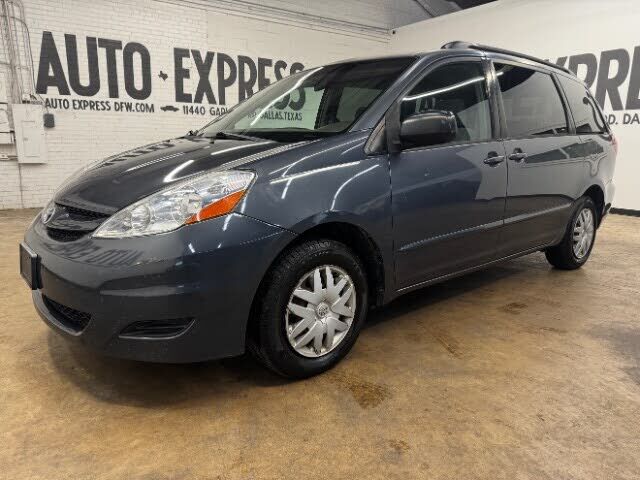 2006 TOYOTA Sienna
