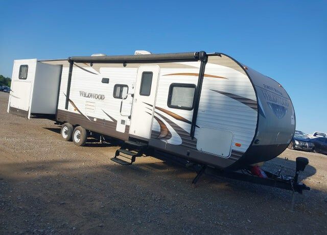 2016 FOREST RIVER Wildwood towables