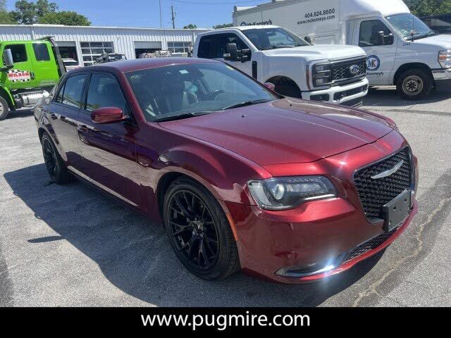 2019 CHRYSLER 300