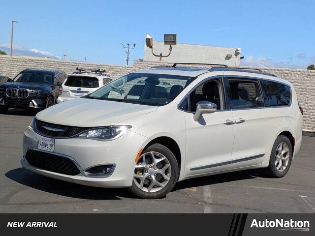2017 CHRYSLER Pacifica