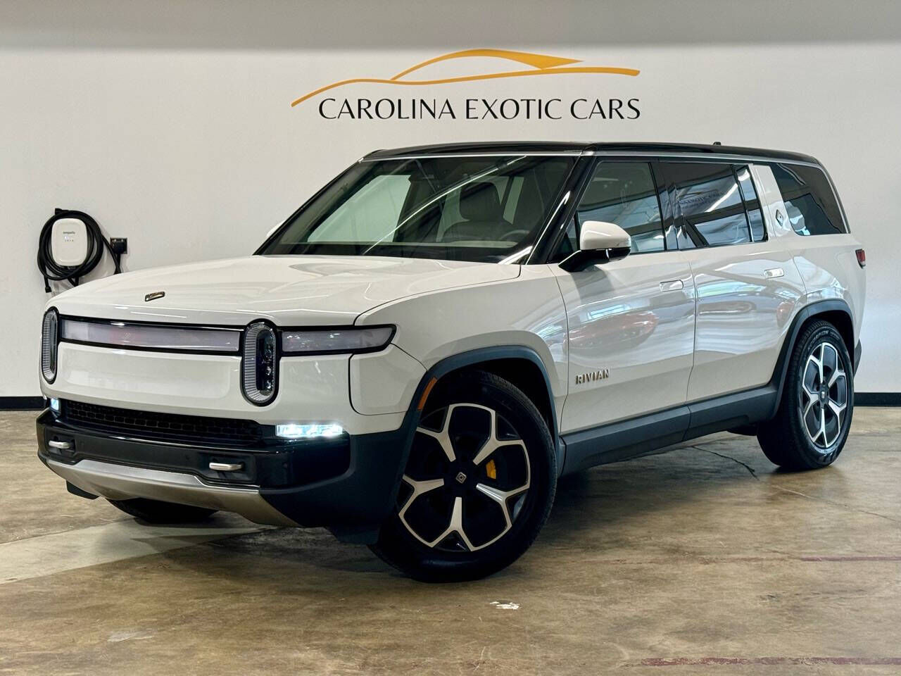 2023 RIVIAN R1S