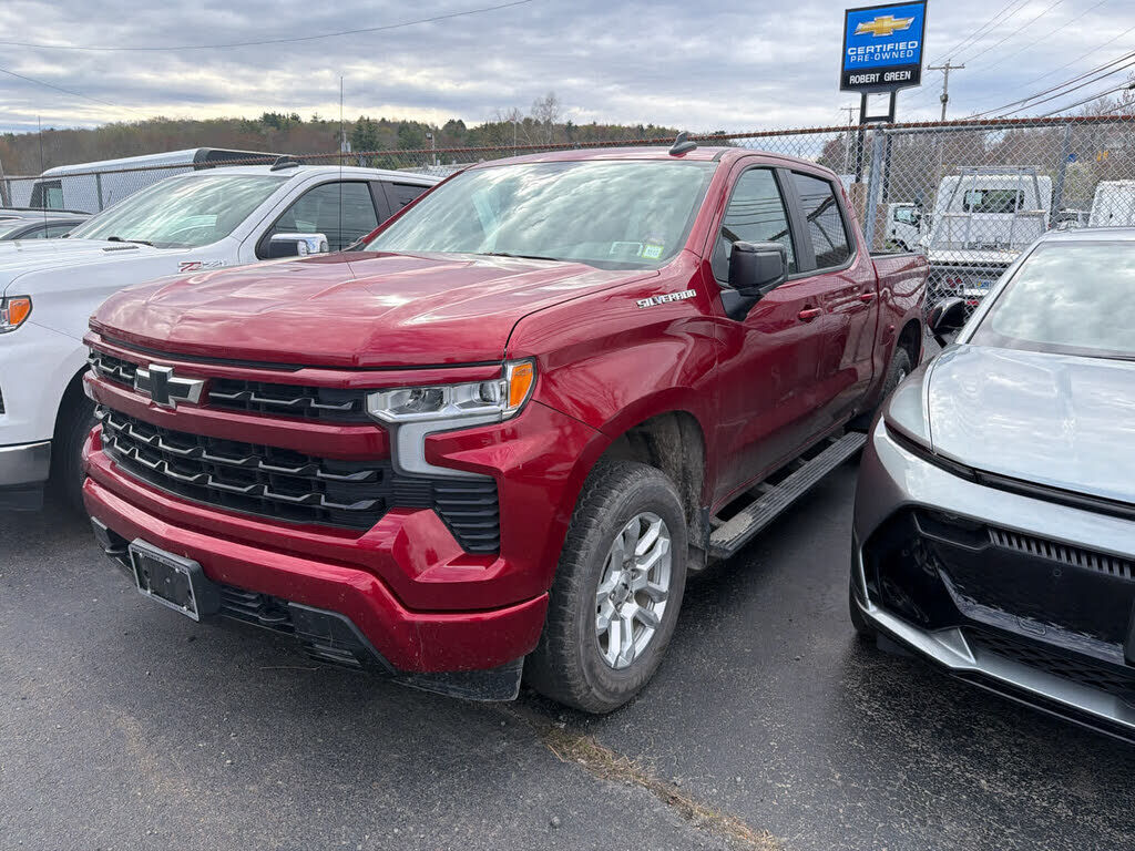 2024 CHEVROLET Silverado
