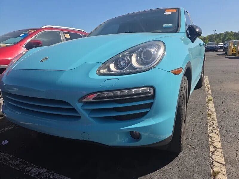 2012 PORSCHE Cayenne