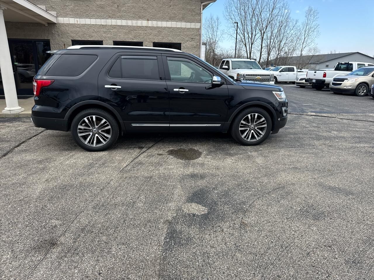 2017 FORD Explorer