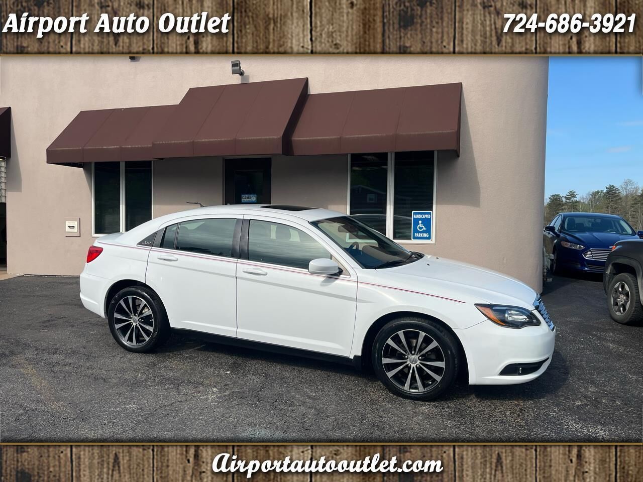 2013 CHRYSLER 200