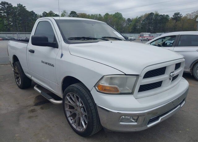 2012 DODGE Ram