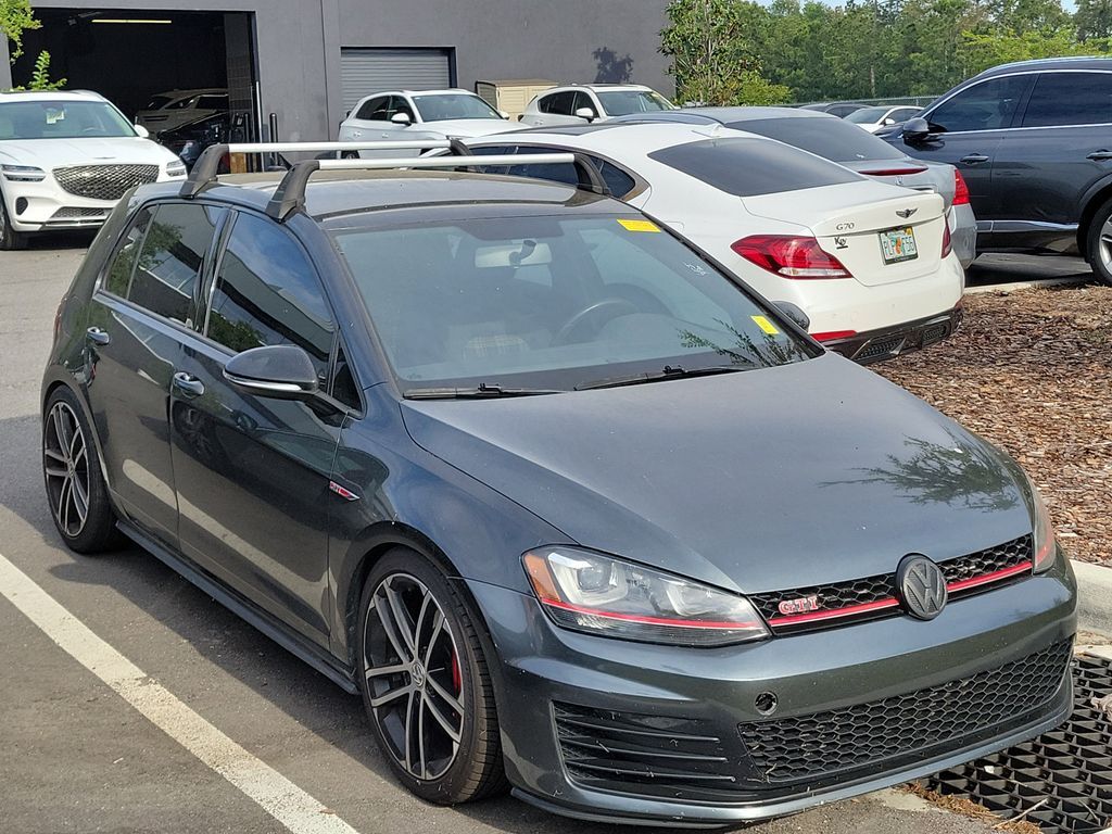 2017 VOLKSWAGEN Golf GTI