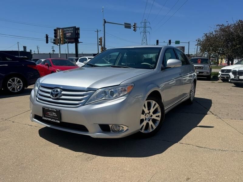2012 TOYOTA Avalon