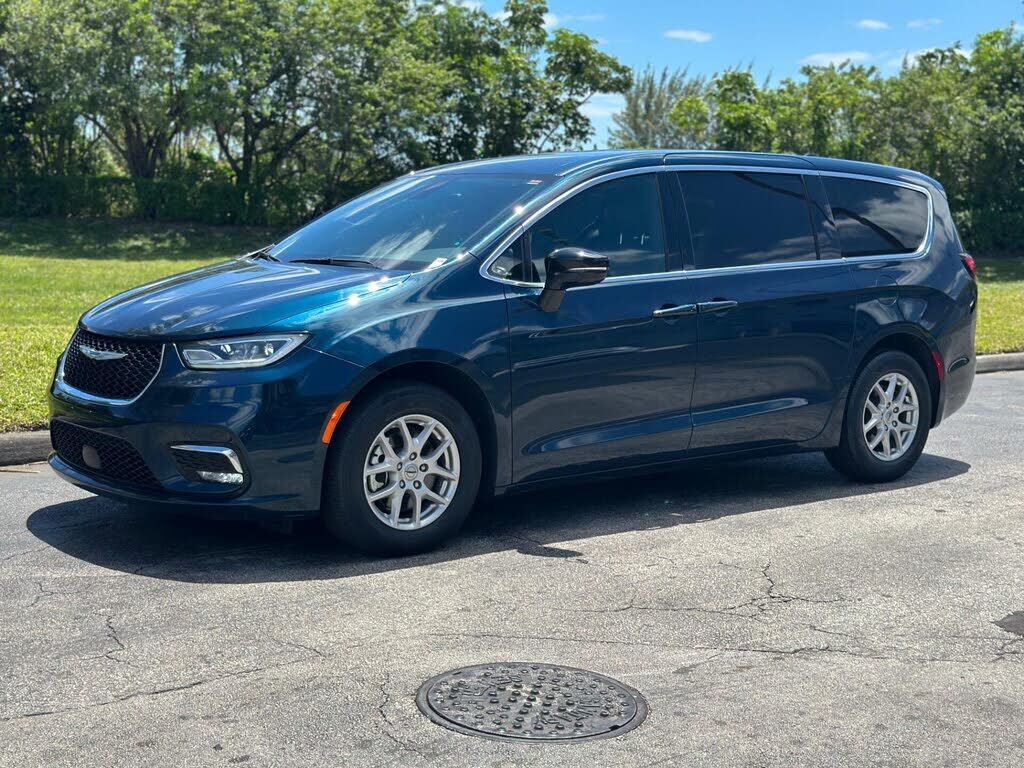2025 CHRYSLER Pacifica