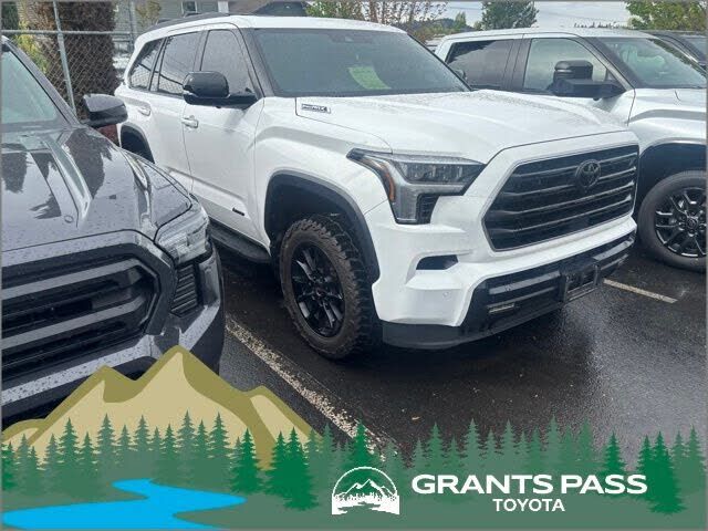 2024 TOYOTA Sequoia