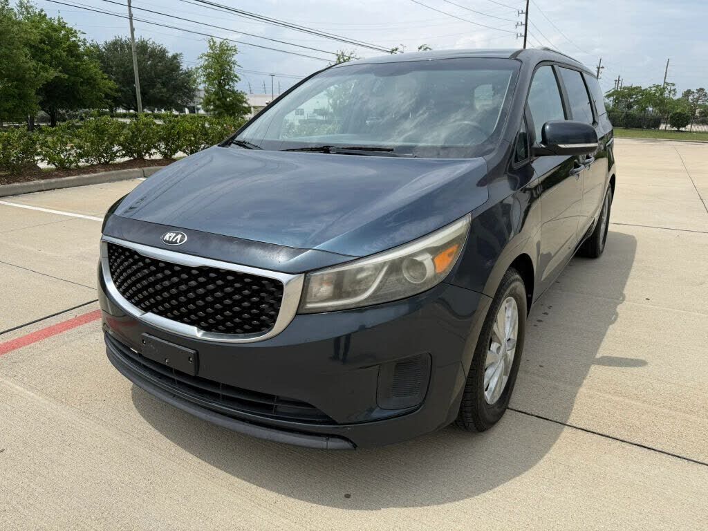 2016 KIA Sedona