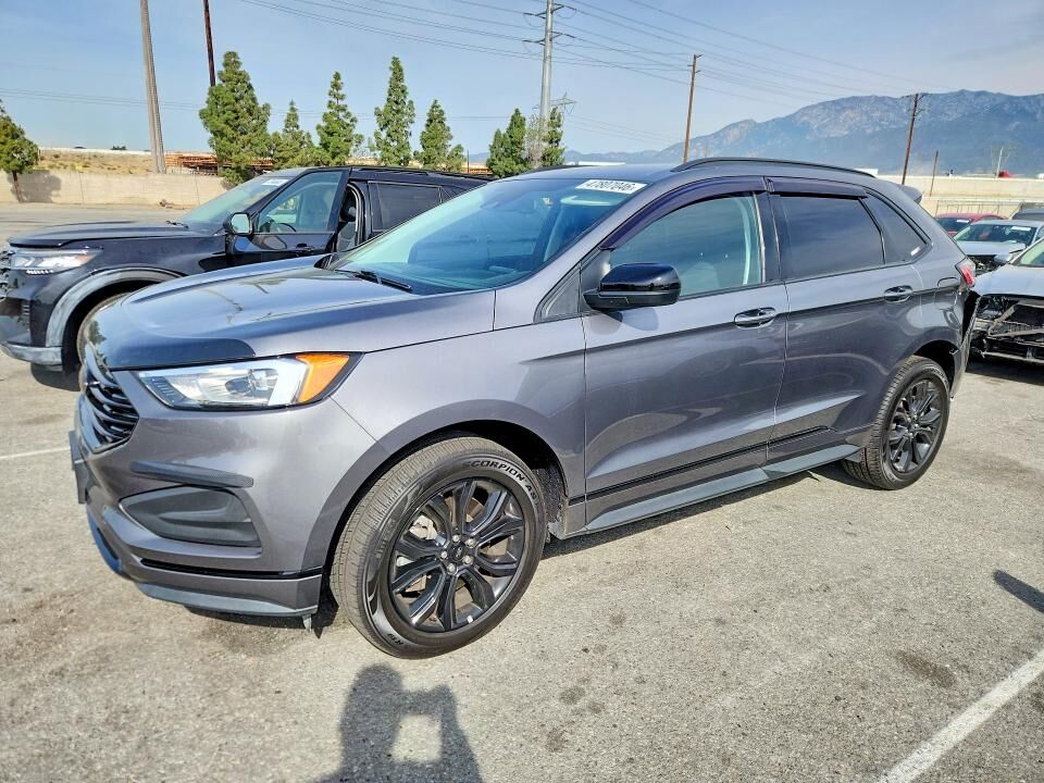 2022 FORD Edge